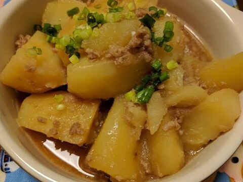 豚ひき肉とじゃがいものそぼろ煮